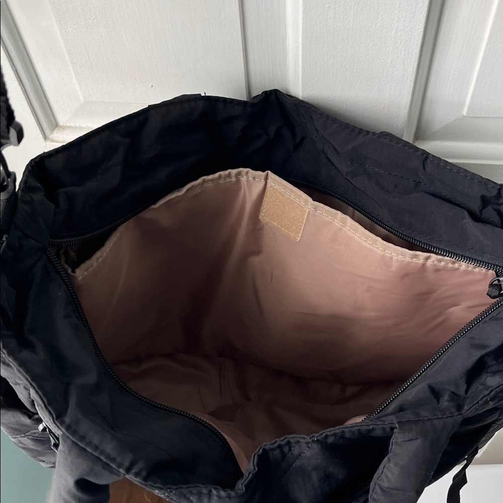 Like New BAGSMART Black Quilted Criss Cross Puffer Tote Shoulder Bag - Picture 10 of 11